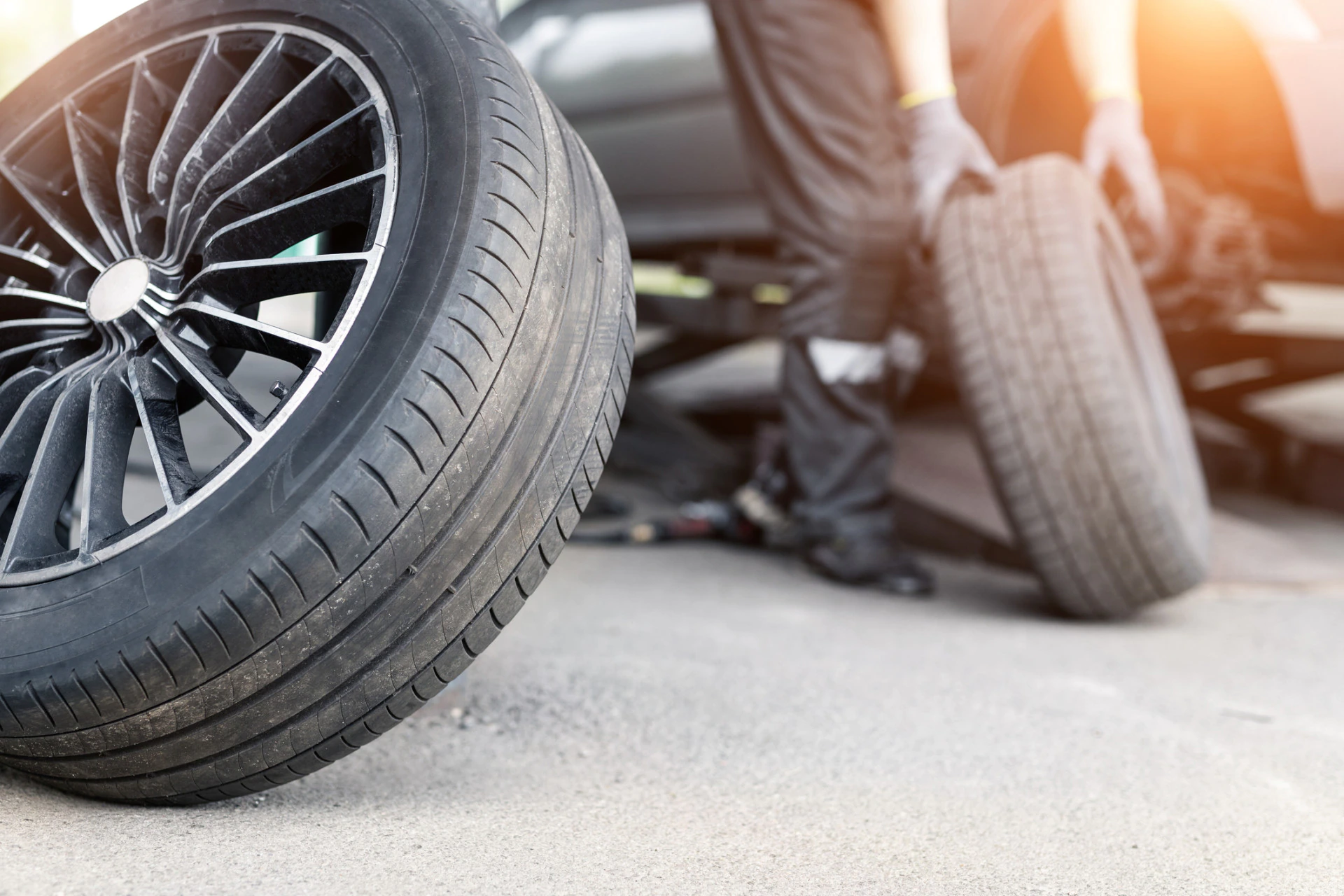 Como melhorar a segurança do veículo por meio da manutenção dos pneus