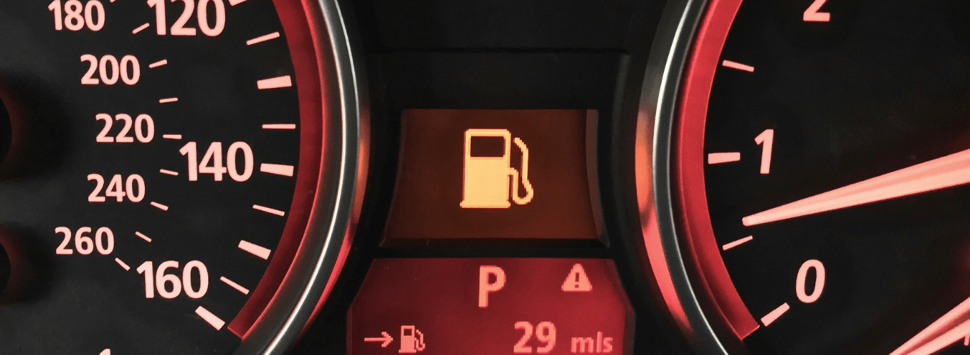 nível do tanque de combustível
